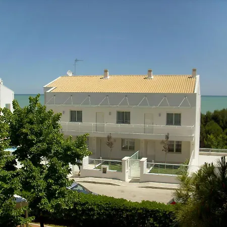 Apartment Locazione Turistica Cerrano Park.2 *
